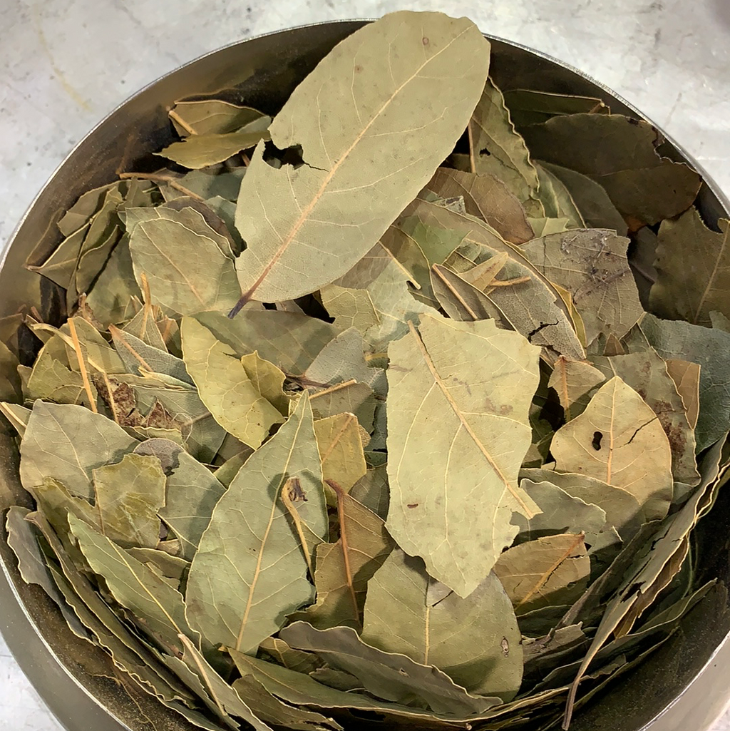 Attache-tétine | bay leaves